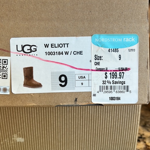 W Eliott Chesnut Uggs - Picture 5 of 7